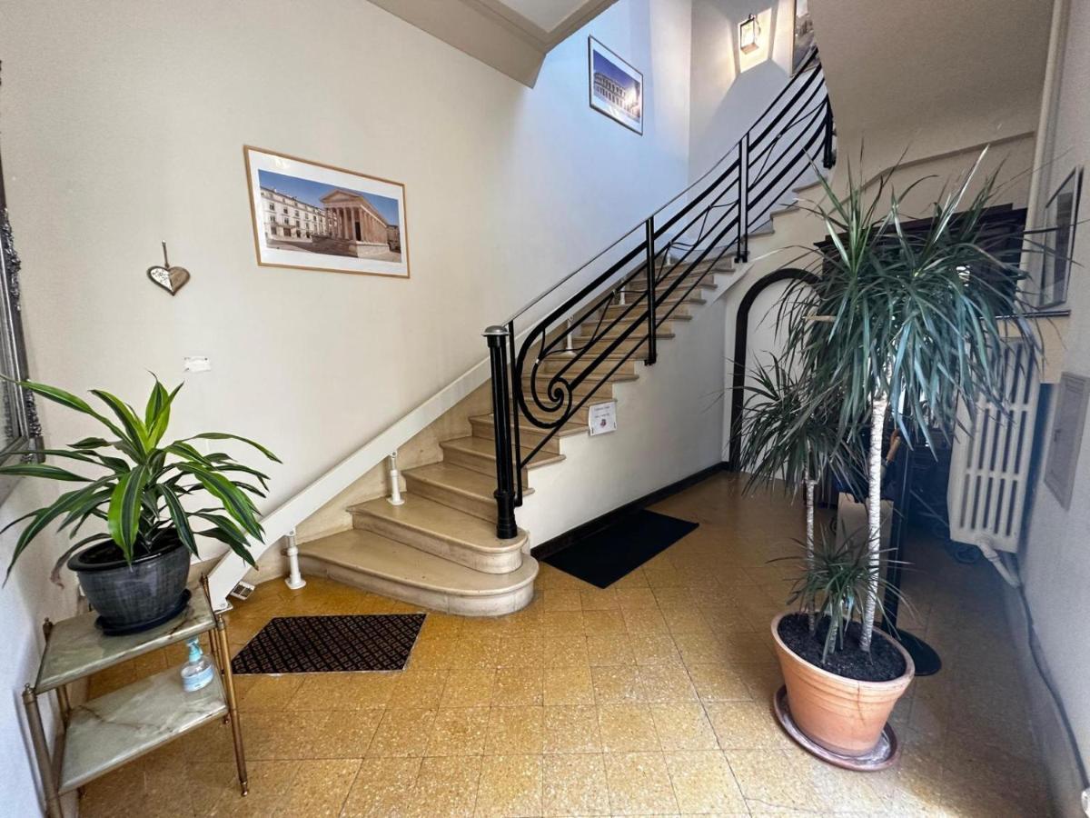 Appartement 4 A 8 Personnes, Spacieux De Standing Classe 4 Etoiles นีมส์ ภายนอก รูปภาพ