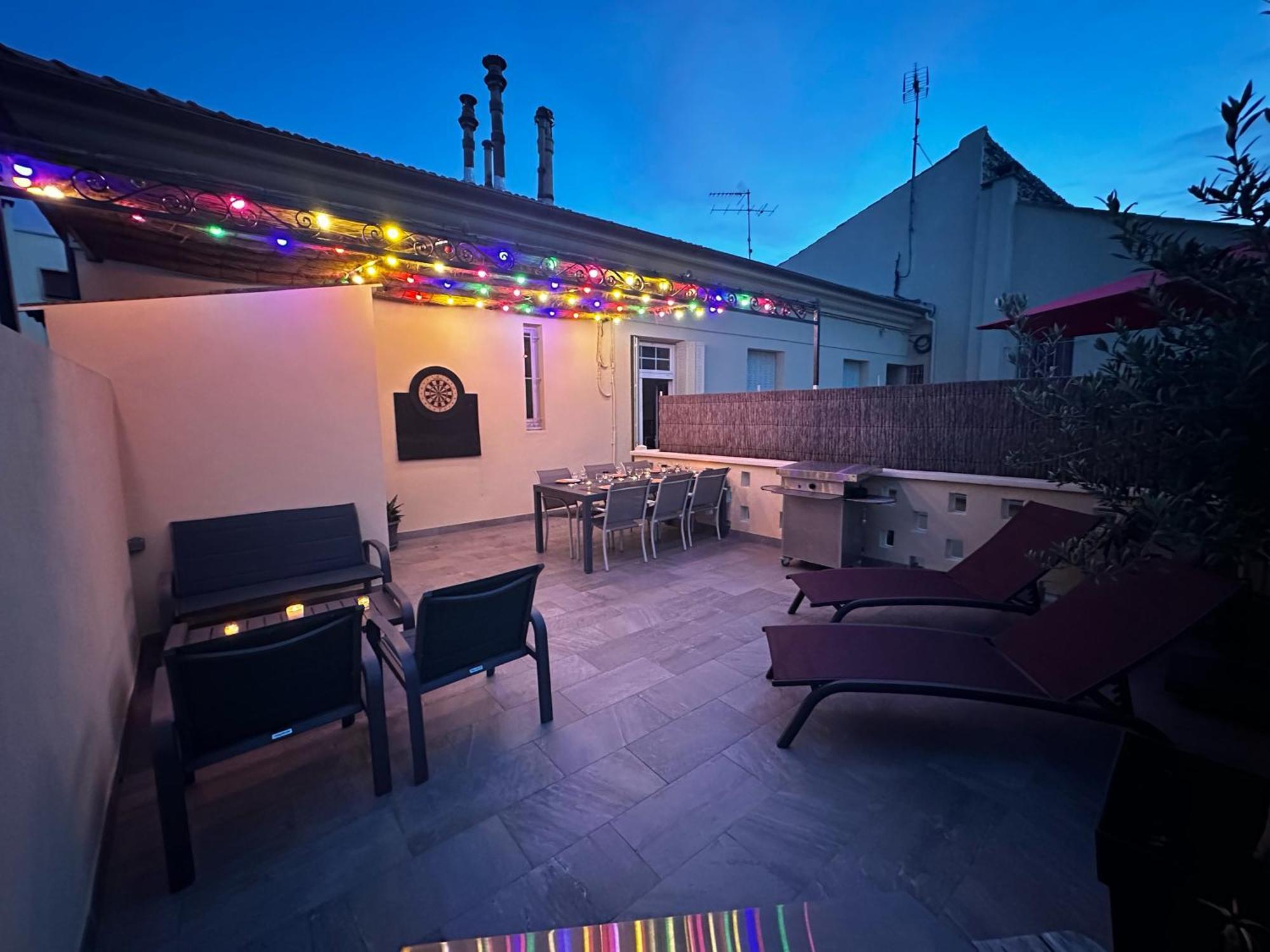 Appartement 4 A 8 Personnes, Spacieux De Standing Classe 4 Etoiles นีมส์ ภายนอก รูปภาพ